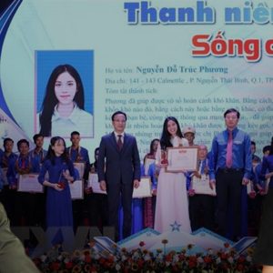 What can we see through Vietnam’s honoring drug-addicted Nguyen Do Truc Phuong for charity activities?